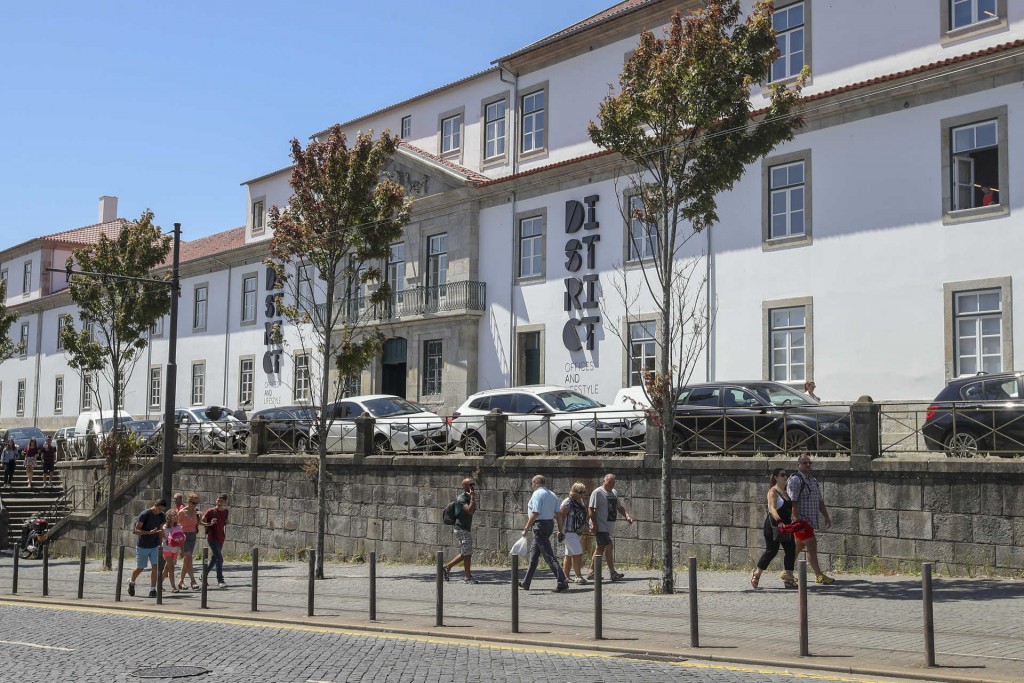 A Regus no Porto, instalada, no edifício Porto District, é o terceiro espaço da empresa. Quer abrir mais dois. FOTOGRAFIA: Fábio Poço/Global Imagens